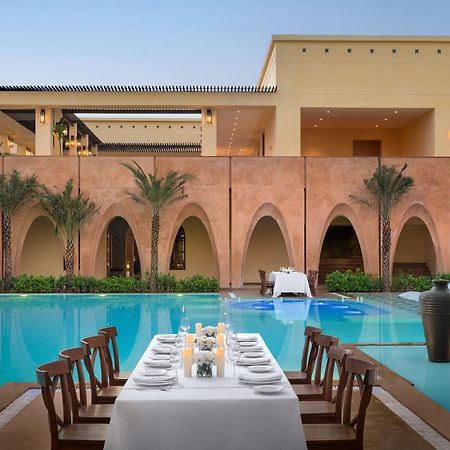 Time Square Resort & Spa Bhuj Buitenkant foto