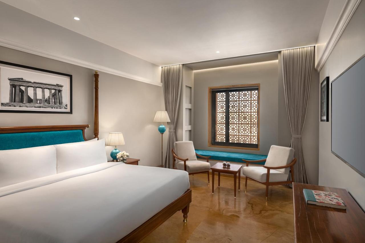 Time Square Resort & Spa Bhuj Buitenkant foto