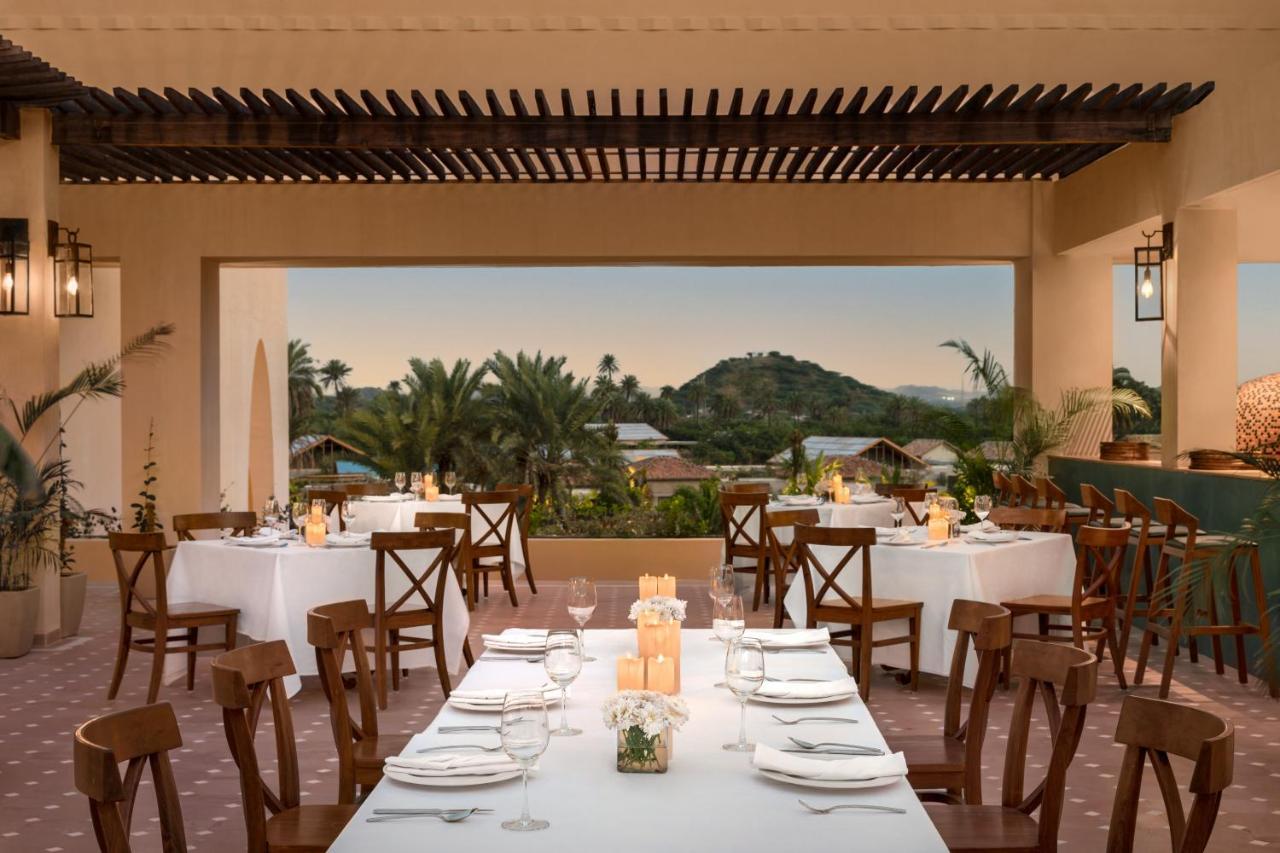 Time Square Resort & Spa Bhuj Buitenkant foto