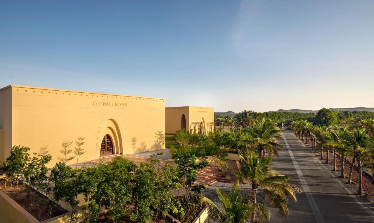 Time Square Resort & Spa Bhuj Buitenkant foto