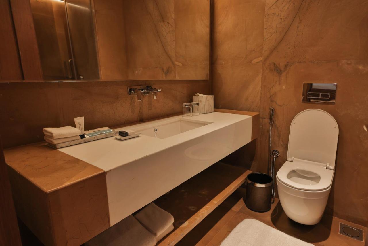 Time Square Resort & Spa Bhuj Buitenkant foto