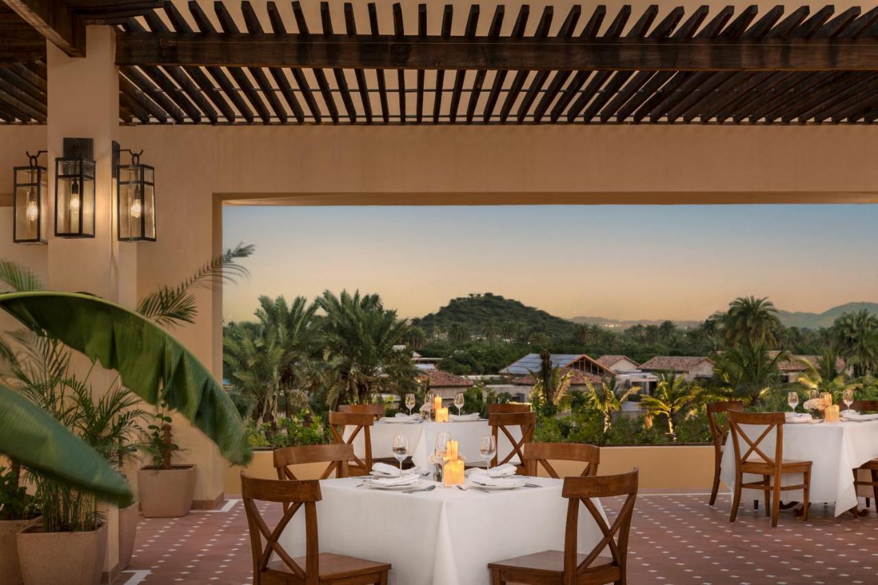 Time Square Resort & Spa Bhuj Buitenkant foto